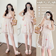 批发实拍孕妇装2025绝美花朵法式挂脖连衣裙夏小个子生日公主裙子