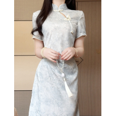 批发2026年夏季新款改良旗袍文艺蓝色前开叉新中式年轻<b class='q'>连衣裙</b>