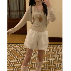 批发白色<b class='q'>蕾丝</b>花边休闲<b class='q'>短裤</b>女夏季薄款宽松小个子百搭a字阔腿裤