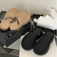 批发2026新款夏设计感网面镂空透气包头半拖厚底罗马松糕鞋