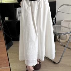 批发法式气质白色半身<b class='q'>裙</b>女春宽松小众设计感蕾丝拼接松紧腰a字长<b class='q'>裙</b>子