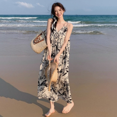 批发夏装<b class='q'>中国风</b>可甜可盐法式吊带连衣裙小众设计感碎花裙M-4XL200斤