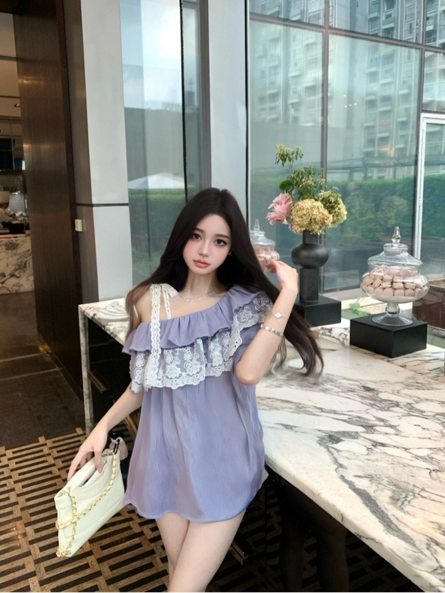 FA27565# 原创夏季短袖法式荷叶边蕾丝拼接长袖不规则斜肩宽松套头小衫 服裝批發女裝批發服飾貨源