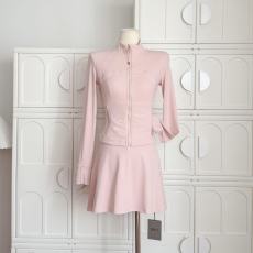 批发momoshero氧气Baby<b class='q'>自由</b><b class='q'>呼吸</b>派高弹瑜伽料 穿不腻囤不够lu系套装