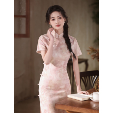 批发粉色新中式旗袍2026夏季新款修身高端气质<b class='q'>复古</b>年轻款绝美日常可穿
