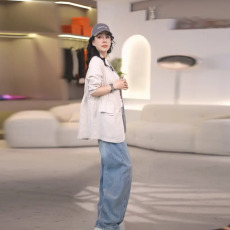 批发官图 大码收腰外套气质长袖<b class='q'>风衣</b>2026春秋胖MM时尚正肩别致上衣女