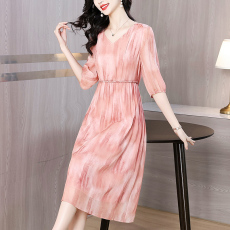 批发水墨印花真丝<b class='q'>连衣裙</b>女中长款五分袖V领气质长裙100%<b class='q'>桑蚕丝</b>A字裙夏