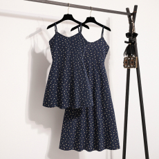 批发实拍大码女装2026新款法式显瘦碎花吊带连衣裙时尚百搭打底<b class='q'>背心</b>裙