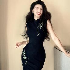 批发画报夫人新中式国风旗袍2025<b class='q'>刺绣</b>港工旗袍港工玉竹<b class='q'>连衣裙</b>