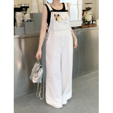 批发粉色多巴胺<b class='q'>背带裤</b>女韩版宽松春夏季2025新款高腰直筒阔腿牛仔长裤