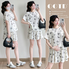 批发实拍  夏装新款时尚洋短袖<b class='q'>T</b><b class='q'>恤</b>+阔腿短裤<b class='q'>孕妇</b><b class='q'>套装</b>两件套