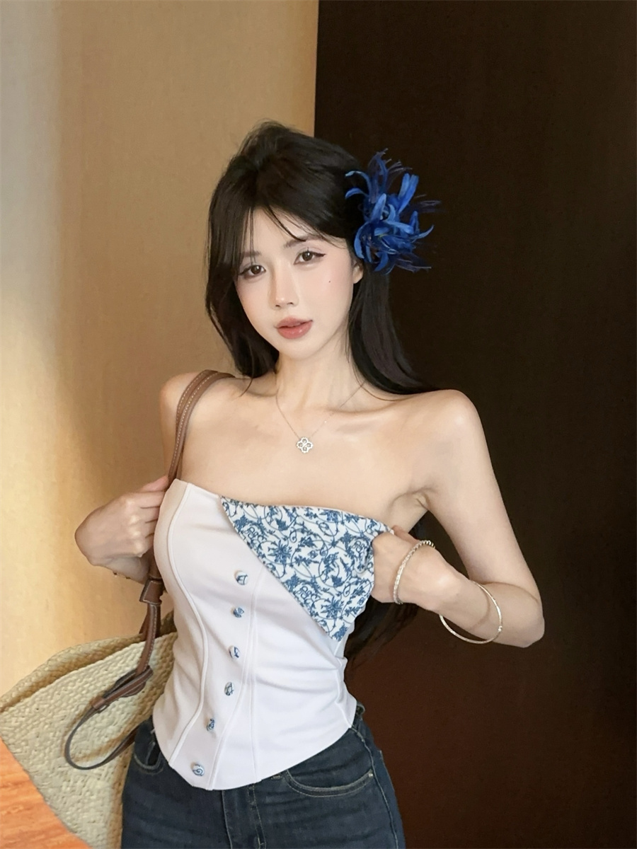 FA32823# 甜辣妹独特青花瓷印花紧身显瘦不规则抹胸背心女 服裝批發女裝批發服飾貨源