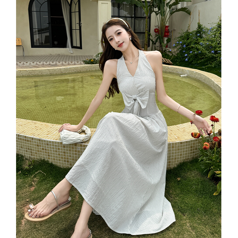 MY6448# 法式气质纯欲鱼骨束腰挂脖连衣裙女夏深V性感无袖蝴蝶结长裙女裝貨源服裝批發