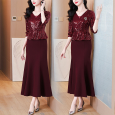 批发酒红高贵年轻洋气遮肚子妈妈婚宴V领旗袍喜婆婆婚礼显瘦<b class='q'>鱼尾</b>礼服