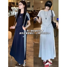 批发现货官图40支纯棉高弹后包绣花运动套装女三条杠蝴蝶结短袖中长裙