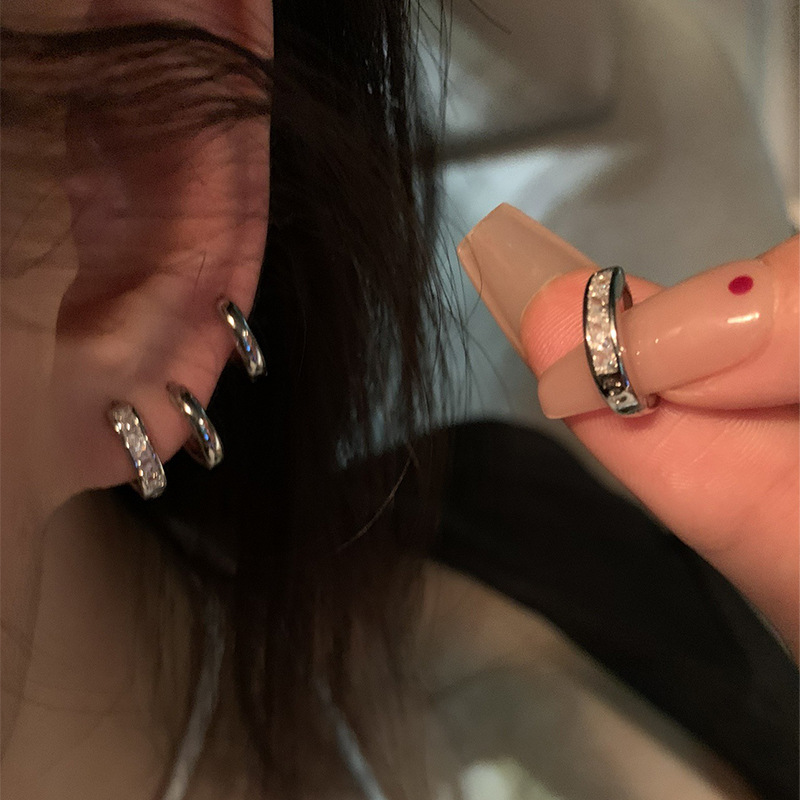 CX13322# 最便宜饰品批发  轻奢小众睡觉免摘精致锆石耳扣耳钉女百搭气质高级感四件套耳环