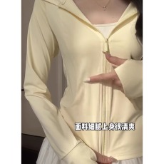 批发好质量时尚黄色拉链连帽长袖防晒服女夏季修身显瘦百搭瑜伽服外套