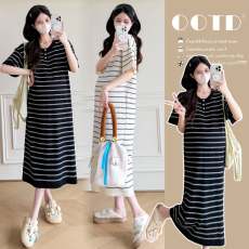 批发实拍~<b class='q'>孕妇</b><b class='q'>夏装</b>网红时尚2026新款<b class='q'>休闲</b>宽松条纹针织<b class='q'>孕妇</b><b class='q'>连衣裙</b>