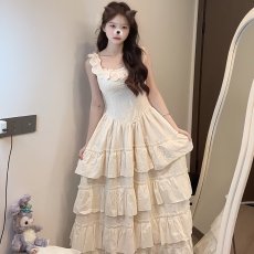 批发茶歇在逃公主长裙女2026夏花园轻舞度假风收腰显瘦白色蛋糕连衣裙