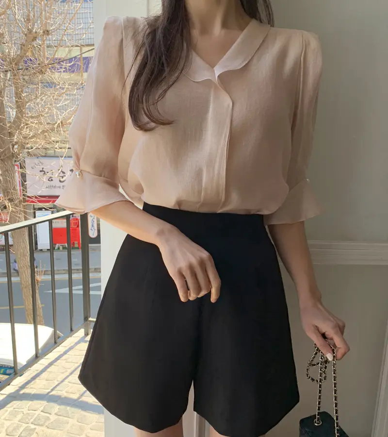 여성용 V넥 러플 프릴 블라우스 상세 이미지 19