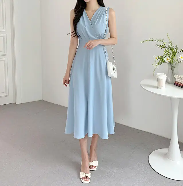 프렌치 스타일 V넥 주름 디테일 민소매 원피스 상세 이미지 4