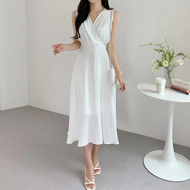 프렌치 스타일 V넥 주름 디테일 민소매 원피스 상세 이미지 9