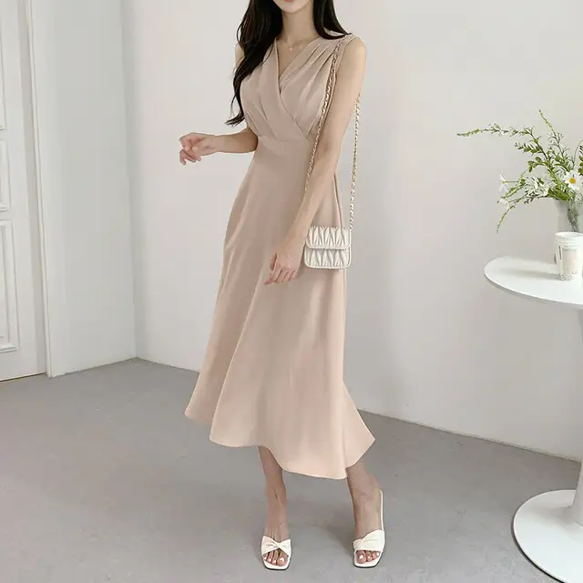 프렌치 스타일 V넥 주름 디테일 민소매 원피스 상세 이미지 21