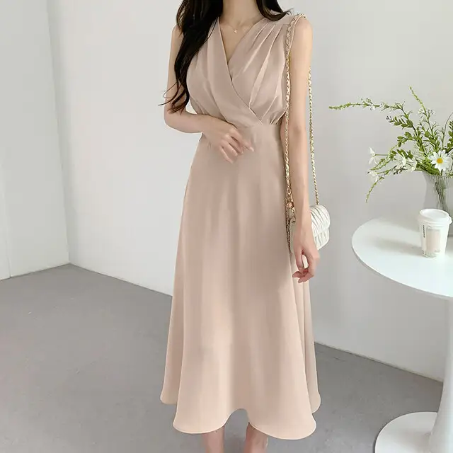 프렌치 스타일 V넥 주름 디테일 민소매 원피스 상세 이미지 30