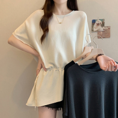 实拍大码女装夏款胖mm气质慵懒风蝙蝠袖设计感收腰显瘦冰丝针织衫