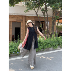 实拍百搭宽松显瘦斜边下摆开叉无袖棉马甲背心+格子阔腿裤