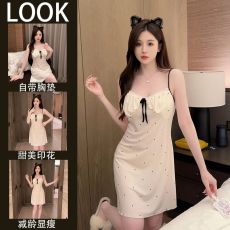 批发带胸垫<b class='q'>性感</b>吊带冰丝夏季<b class='q'>睡裙</b>新款圆点纯欲风甜美可爱家居服睡衣女