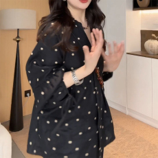 批发法式大码黑色波点<b class='q'>长袖</b><b class='q'>衬衫</b>女2026新款松弛感<b class='q'>衬衣</b>宽松中长款上衣夏
