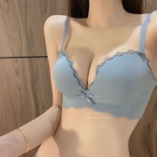 批发超聚拢内衣女小胸聚拢上托一片式无痕显大无钢圈<b class='q'>加厚</b>收副乳<b class='q'>文胸</b>罩