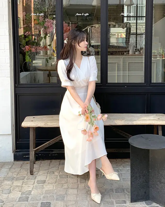 프렌치 스타일 V넥 퍼프소매 원피스 상세 이미지 5