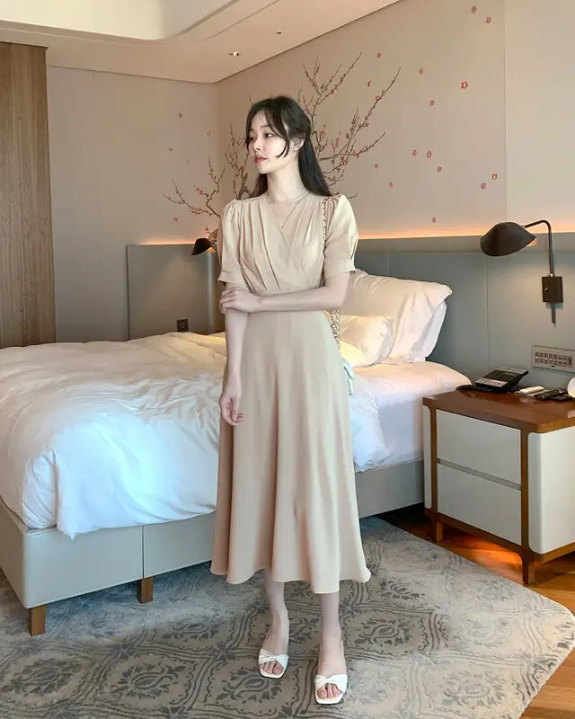 프렌치 스타일 V넥 퍼프소매 원피스 상세 이미지 35