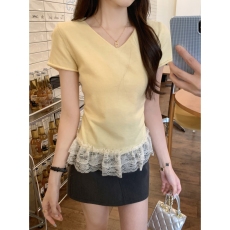 批发实拍实价 夏季韩版纯欲<b class='q'>甜美</b>蕾丝拼接修身v领安迪绒针织衫短袖上衣