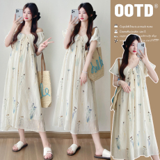 批发实拍现  2026夏季<b class='q'>新款</b>甜美刺绣宽松<b class='q'>孕妇装</b>一字肩两穿连衣裙