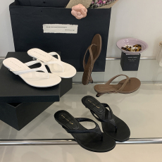 2026夏季法式气质露趾女鞋人字百搭简约精致猫跟凉鞋时尚外穿拖鞋