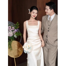 批发新中式香槟色敬酒服<b class='q'>新娘</b>绝美高定订婚晚礼服女晨袍领证连衣裙