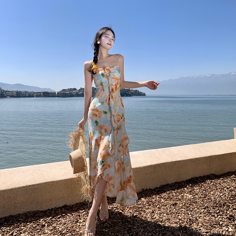 FA22406# 印花吊带连衣裙复古剪花收腰度假裙
