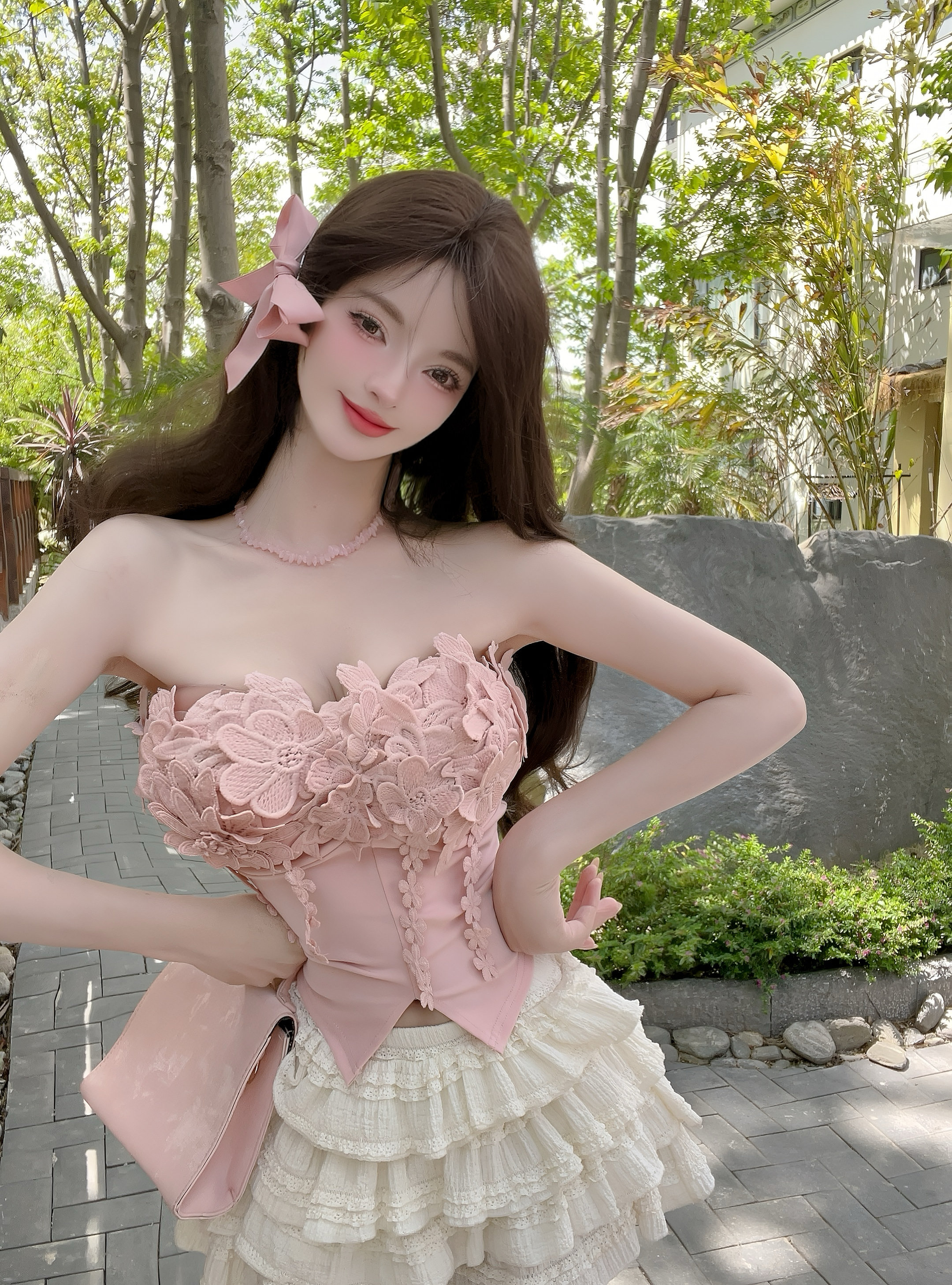 실사 달콤함 작은 청신 3 차원 꽃 패치워크 아름다움 뒤로 튜브탑 여성 몸매 가꾸기 핑크색 외출용 디자인 센스 순수한 욕망 의류
