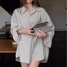 批发多云书店灰色条纹衬衫外套女2025春秋季复古宽松慵懒长袖内搭上衣
