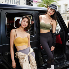 批发无痕撞色抹胸文胸无钢圈小胸聚拢上托调整型一体式内衣女侧收透气