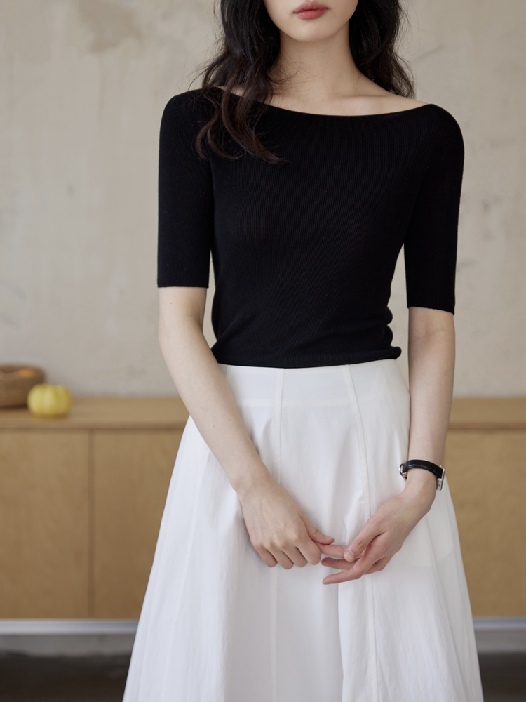 ginnkee 프랑스어 한 단어 칼라 주간 실크 소매 이음매없는 니트웨어 여자 여름 얇은 섹션 5 점 소매 기질 맨위