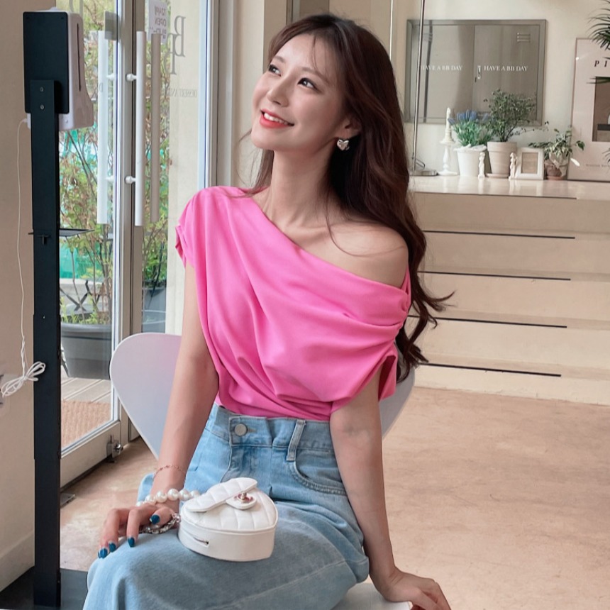 크기 있음 업데이트 프랑스식 작은 대중 불규칙 비스듬한 어깨 디자인 센스 루즈핏 단색 풀오버 반팔 티셔츠
