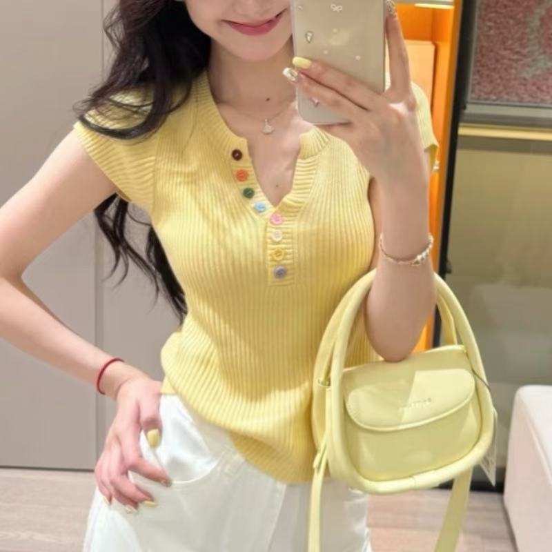 RY3829#韩版夏色纽扣V领小香风针织衫女夏新款减龄时尚别致显瘦上衣