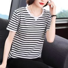 批发纯棉夏季百搭拼色条纹圆领T恤女士潮流时尚休闲通勤穿搭显瘦短袖