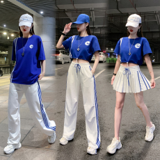 批发实拍 <b class='q'>爵士舞</b>2025女团学院风减龄JK短款露肌表演服啦啦队体操套装