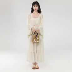 批发实拍 2026夏季新款薄款开衫防晒外搭超仙气质感度假风纯色长袖<b class='q'>女</b>