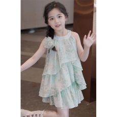 批发女童碎花套装2026新款夏季中大童碎花洋气挂脖无袖<b class='q'>上衣</b>短裙两件套